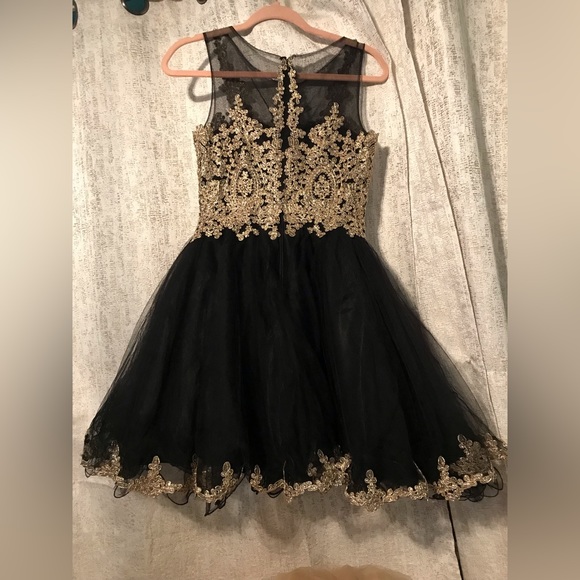 Black and Gold Dress - Picture 2 of 2